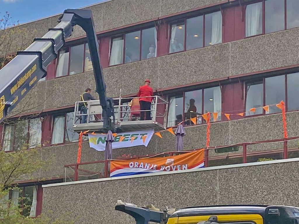 bijzonder bezoek verzorgingshuis Aafje Schiehoven