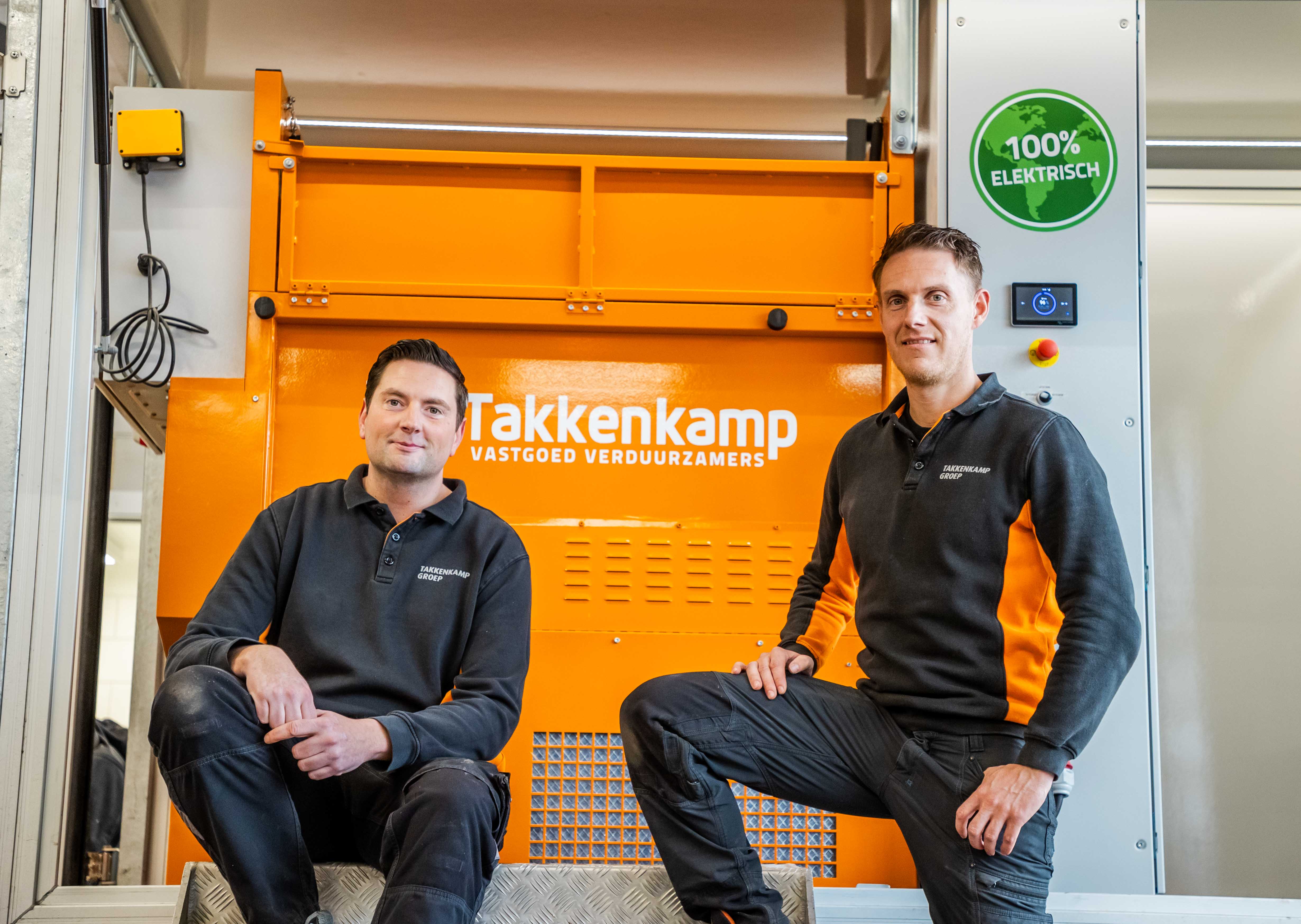 Elektrische isolatiemachine in gebruik